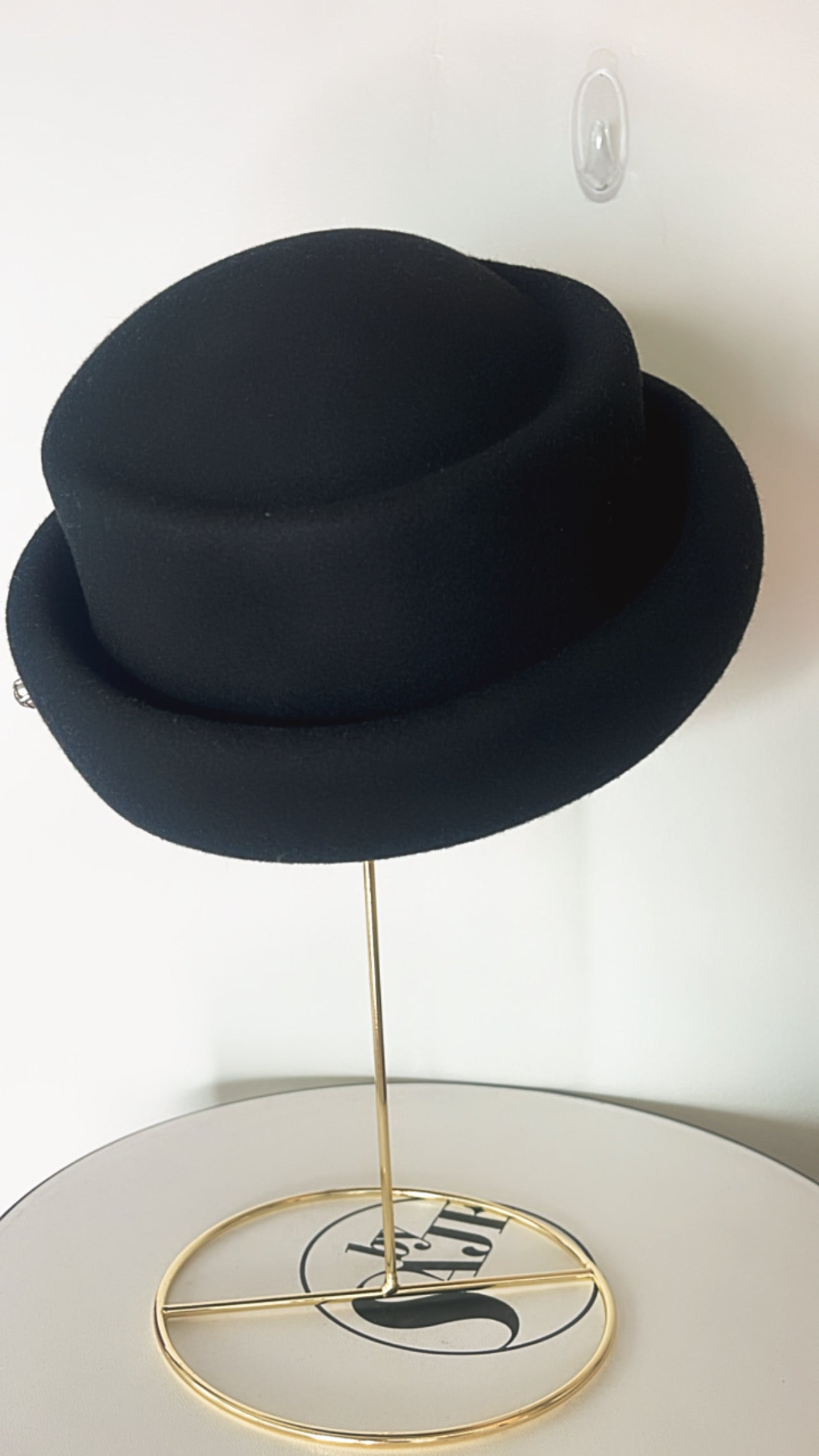 Petit chapeau rond à strass - Modèle Alix
