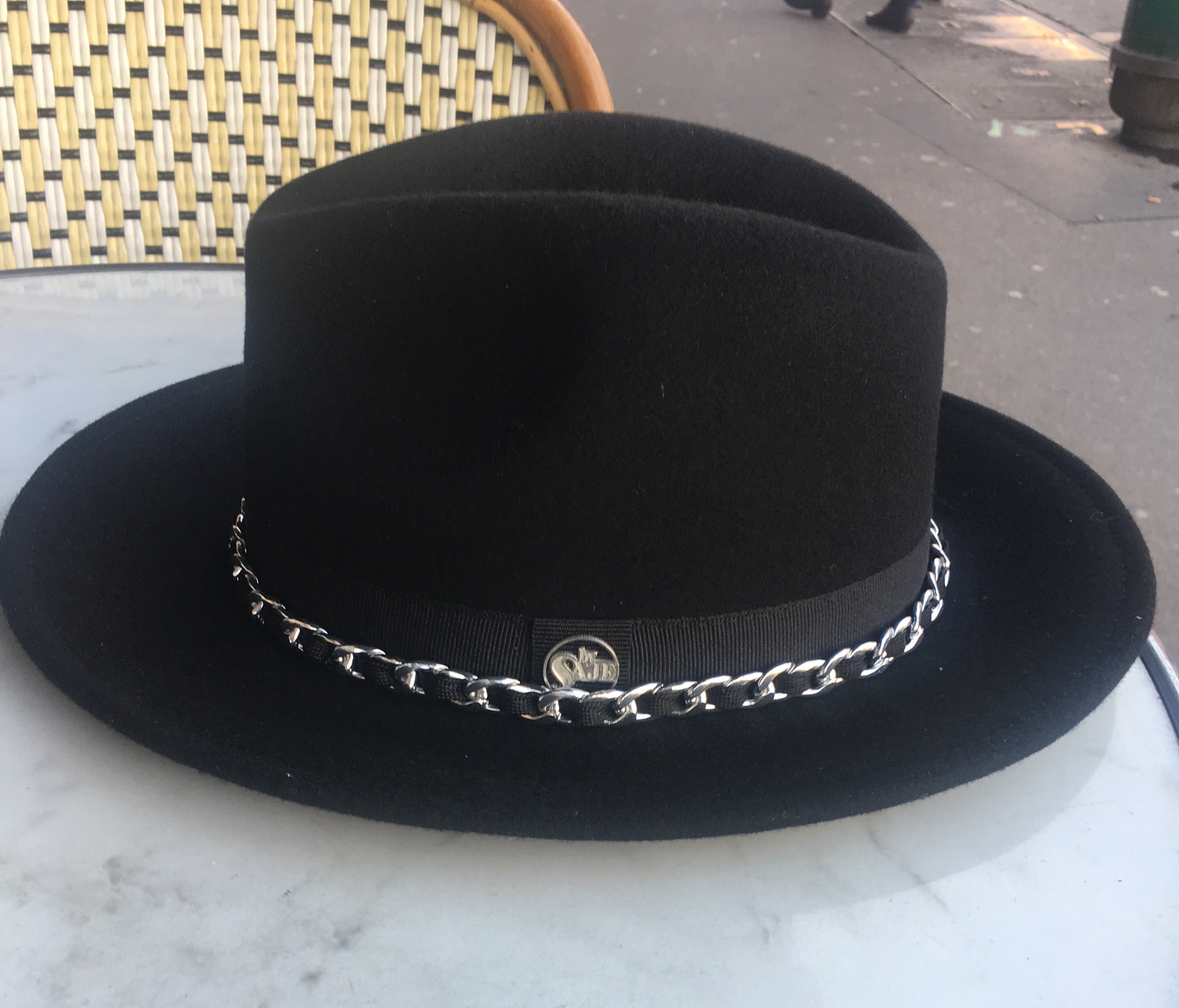 chapeau chanel chapeau Steph mariage wedding accessoires chapeau chaine juif 