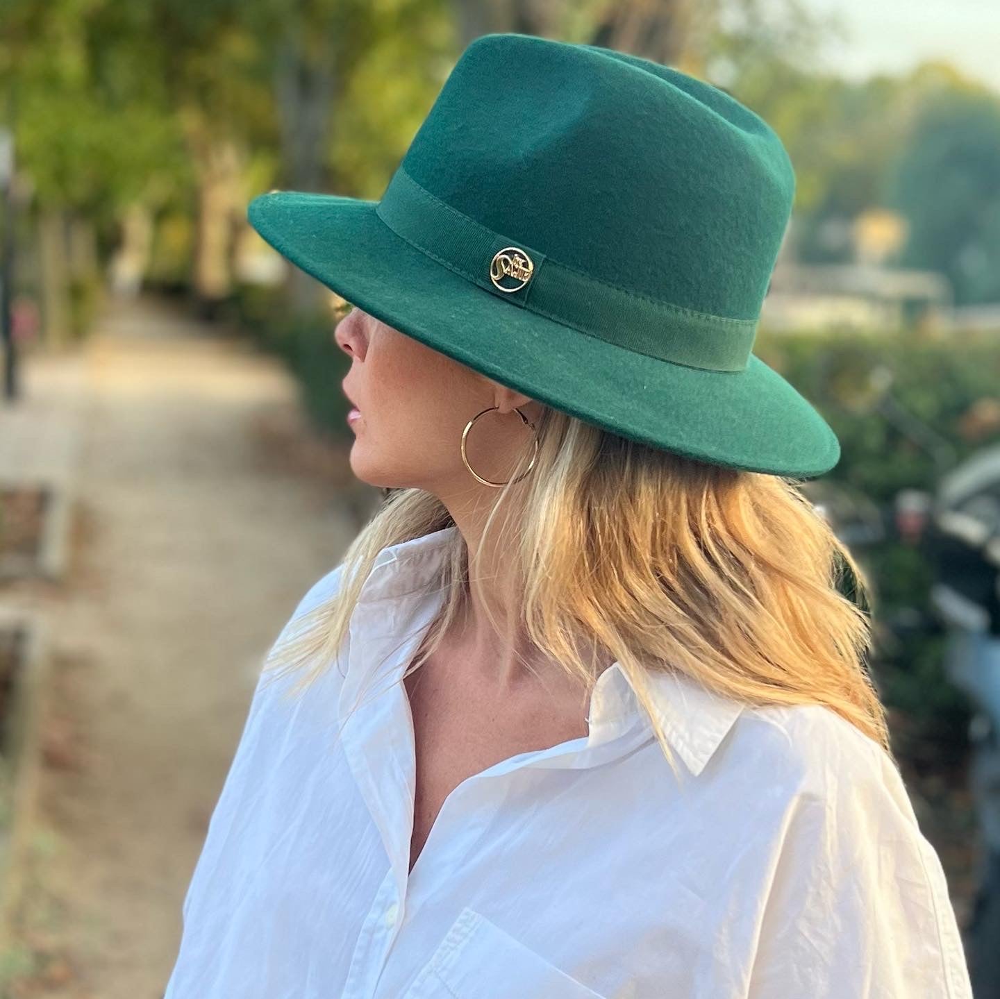 Chapeau traditionnel vert avec les couleurs du drapeau allemand ONE SIZE Chapeau traditionnel vert avec les couleurs du drapeau allemand ONE SIZE